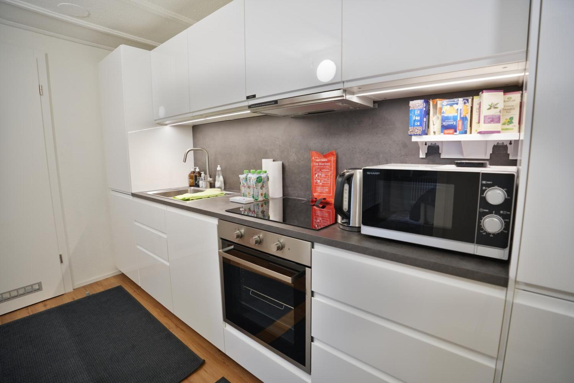 Cozy City Center, 4 Bedroom- 120Sq, 5Min Walk To Main Station بازل المظهر الخارجي الصورة