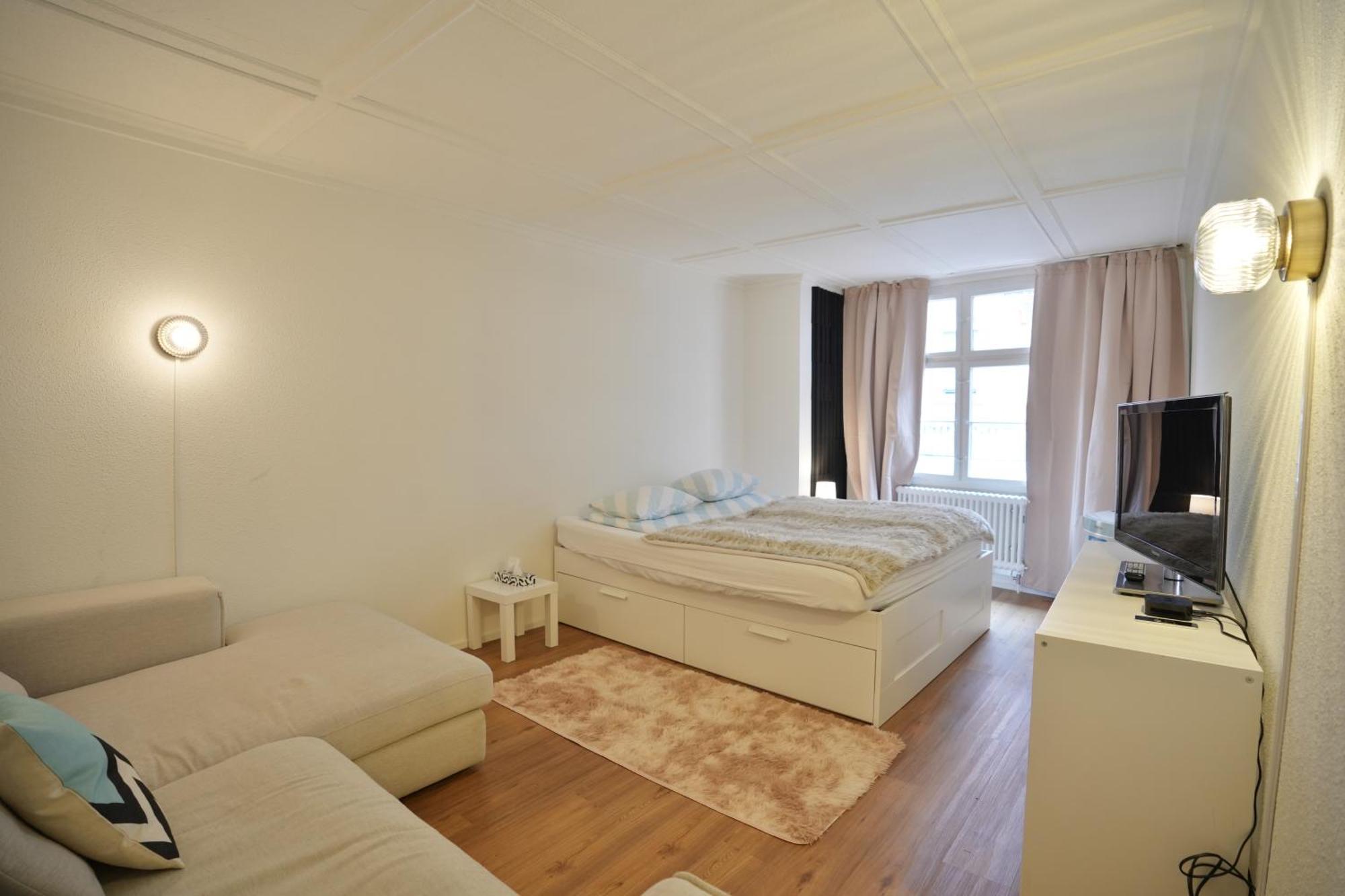 Cozy City Center, 4 Bedroom- 120Sq, 5Min Walk To Main Station بازل المظهر الخارجي الصورة