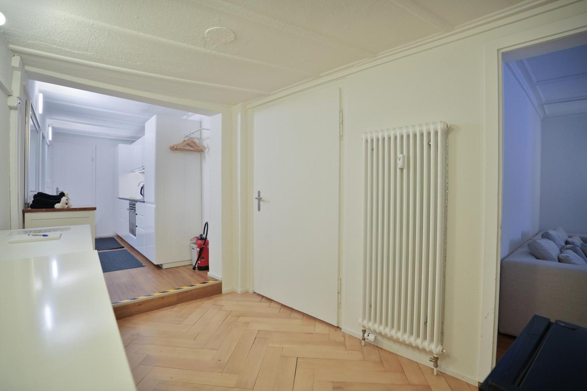 Cozy City Center, 4 Bedroom- 120Sq, 5Min Walk To Main Station بازل المظهر الخارجي الصورة